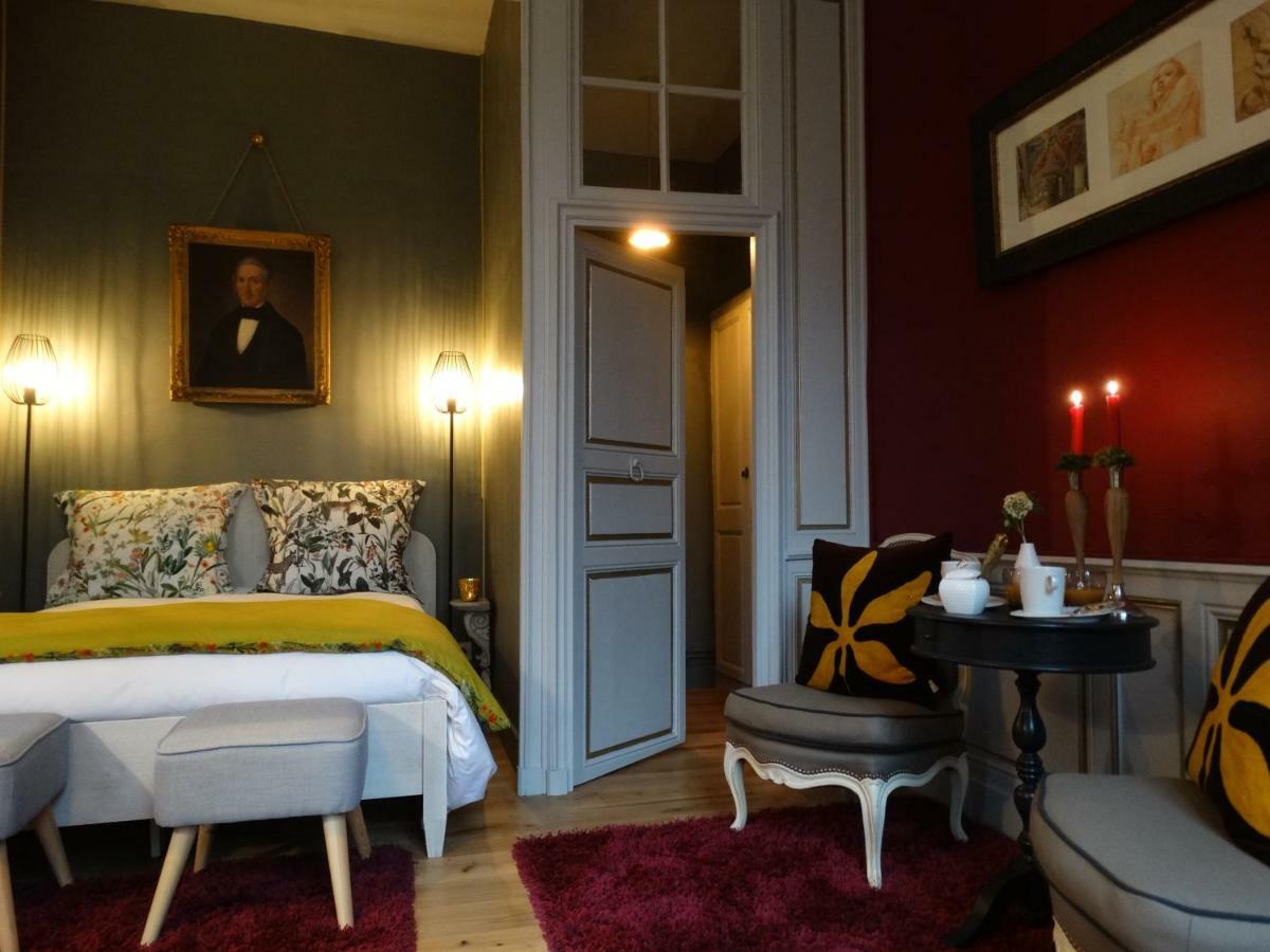 Hotel Particulier "Le Clos De La Croix" Байе Номер фото